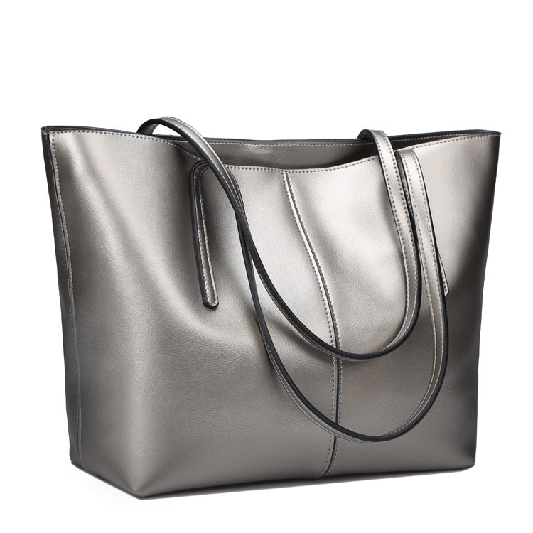 Mid Size Shoulder Bag in Calf Leather