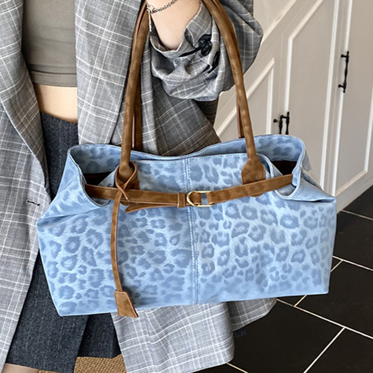 Leopard-print  Versatile Shoulder Bag