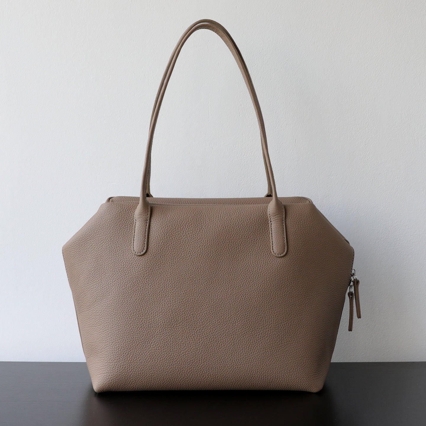 Laid-back shoulder Bag