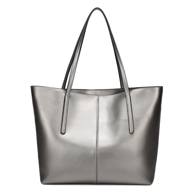 Mid Size Shoulder Bag in Calf Leather