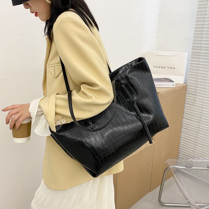 Versatile Shoulder Bag