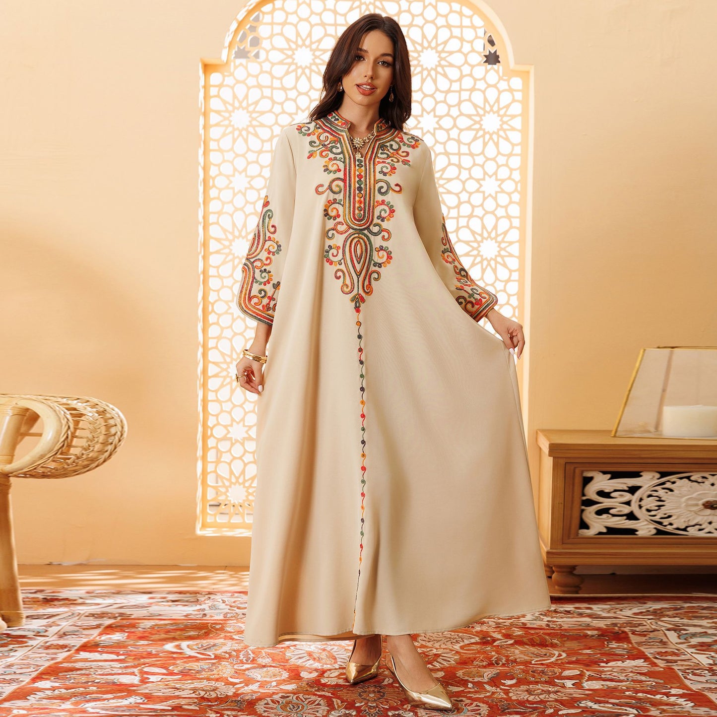 Long dress with Embroidery