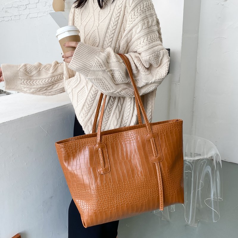 Versatile Shoulder Bag