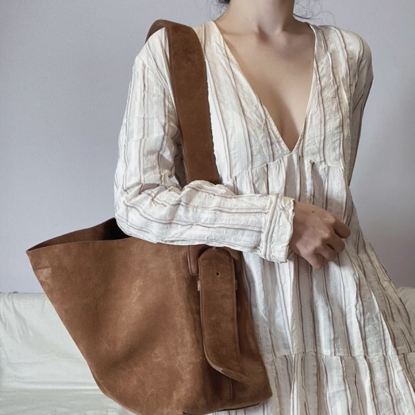 Large versatile shoulder Bag