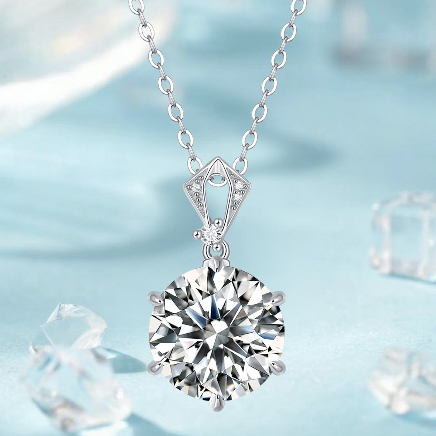 Inlaid Moissanite Plain Heart  Clavicle Necklace