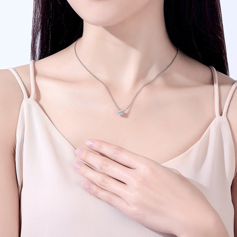 Moissanite Four-claw Round Necklace