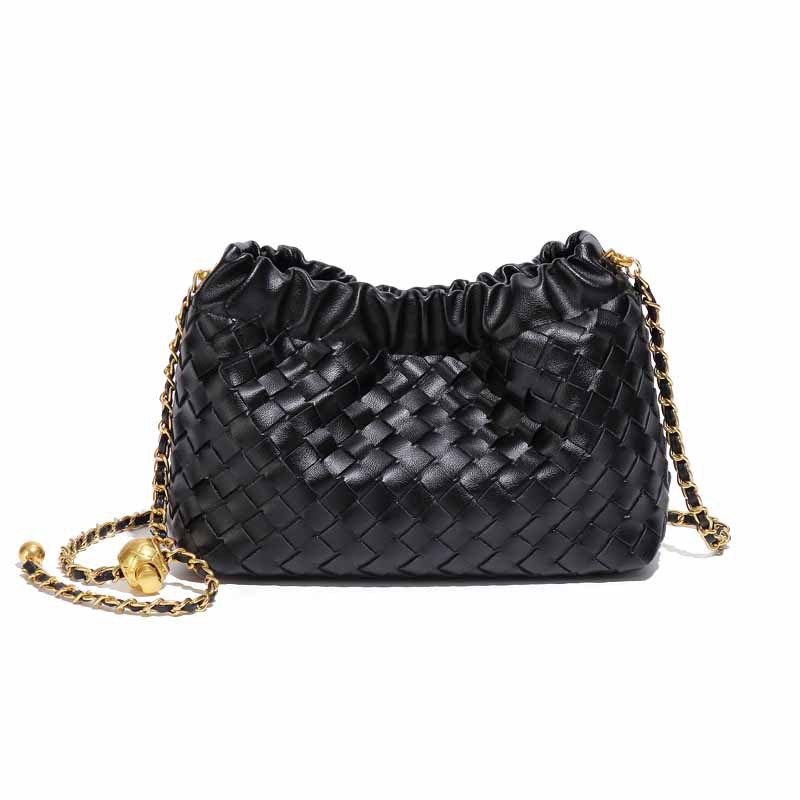Cloud-shaped Woven Crossbody Bag