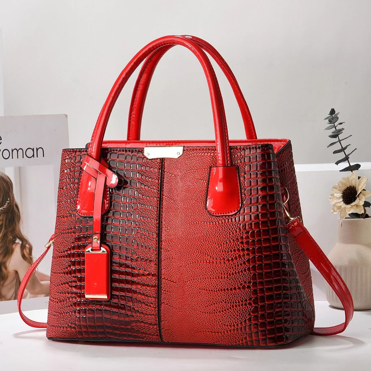 Textured Tote bag